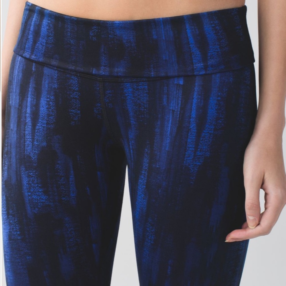 lululemon athletica Wunder Under Full On Luon Roll Down in Nightsky Harbor EUC 6 - Picture 2 of 7